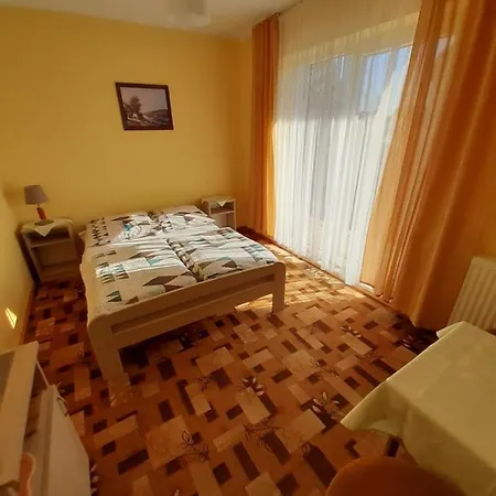 Sara' Quarto em Acomodações Particulares