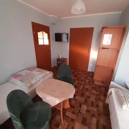 Quarto em Acomodações Particulares Sara' *