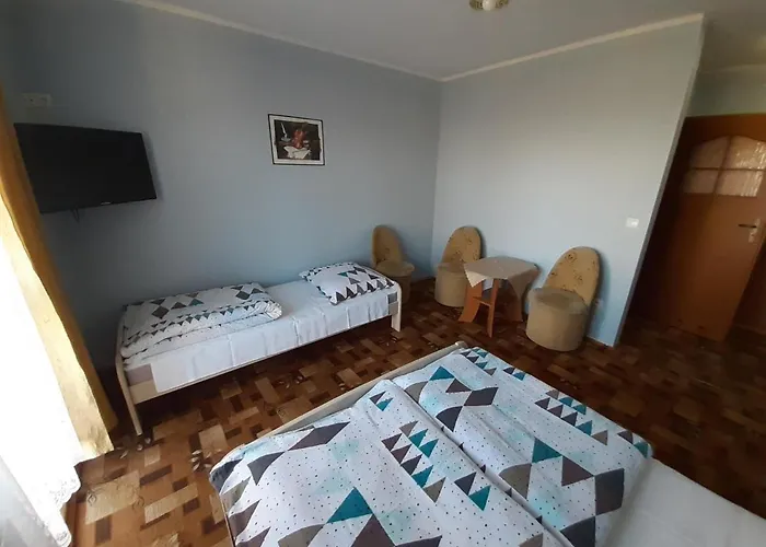 בית אירוח Sara' *