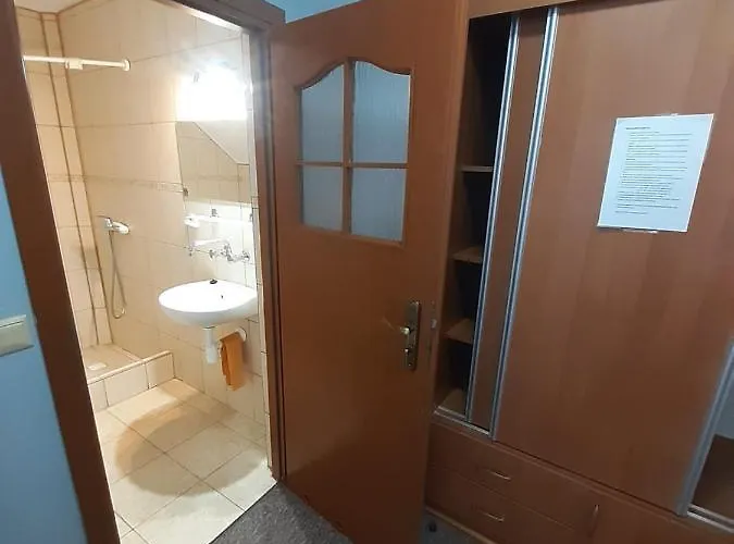 בית אירוח Sara'